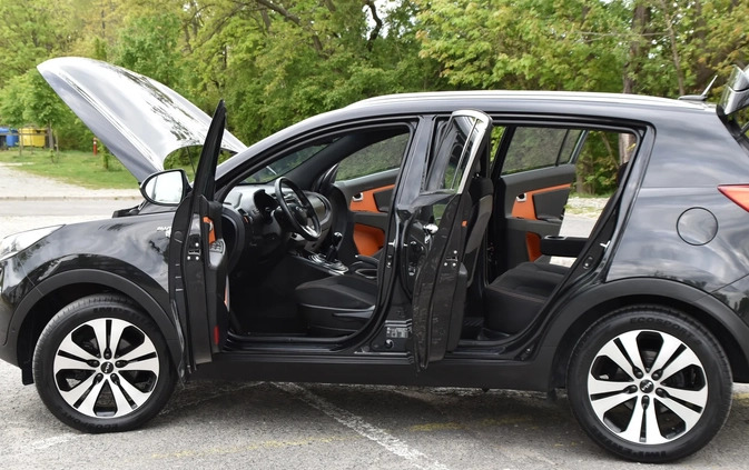 Kia Sportage cena 54800 przebieg: 154216, rok produkcji 2012 z Sulejówek małe 781